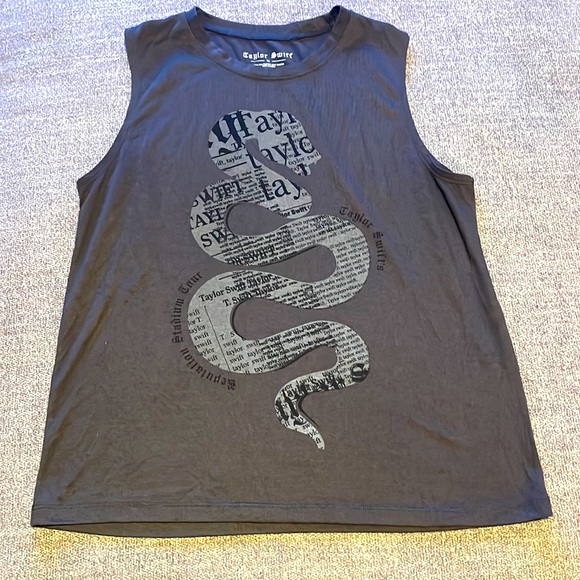 Taylor Swift Tops - Taylor Swift Reputation tour tank